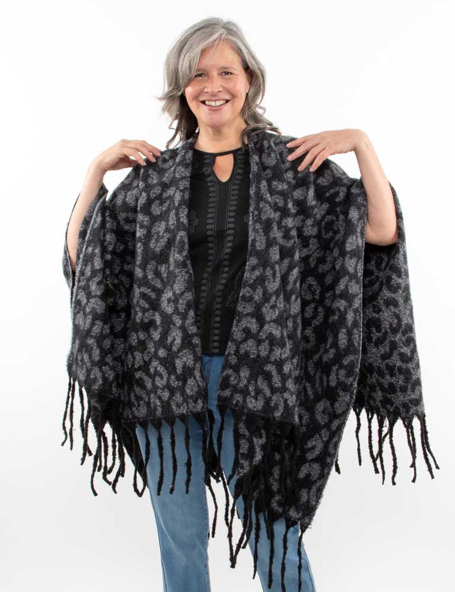 Ruana Animal Print Mujer Bside