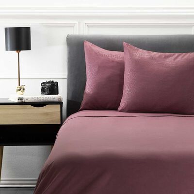 Imagen 1 del producto Juego de Sábanas Embossed Zibel 1,5 Plazas Liso Berry