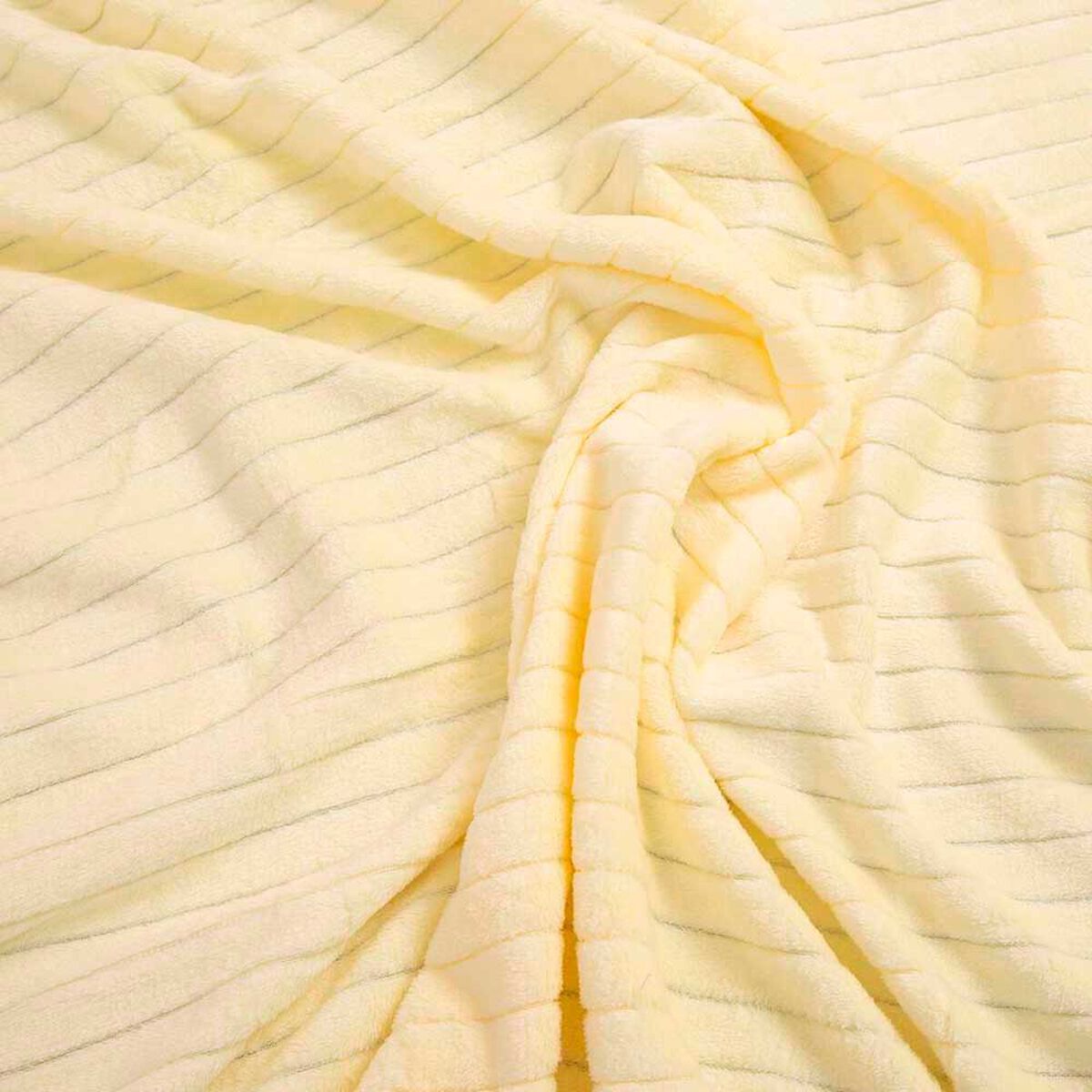 Frazada Poli&eacute;ster Doral King Deluxe Amarillo