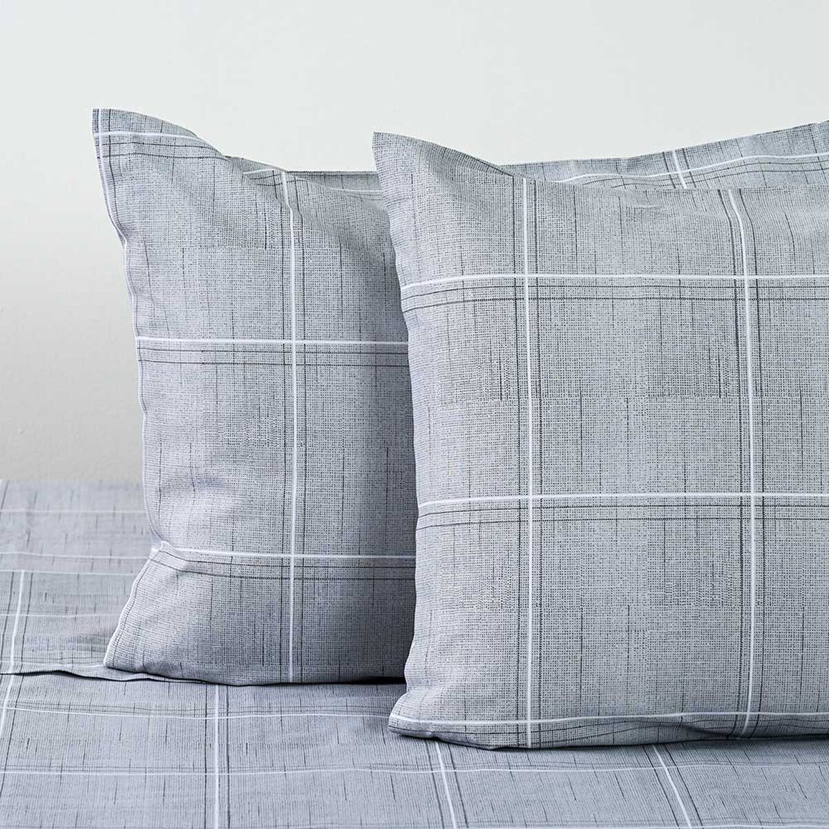 Juego de S&aacute;banas American Family King Cuadra Mini 144 Hilos Gris