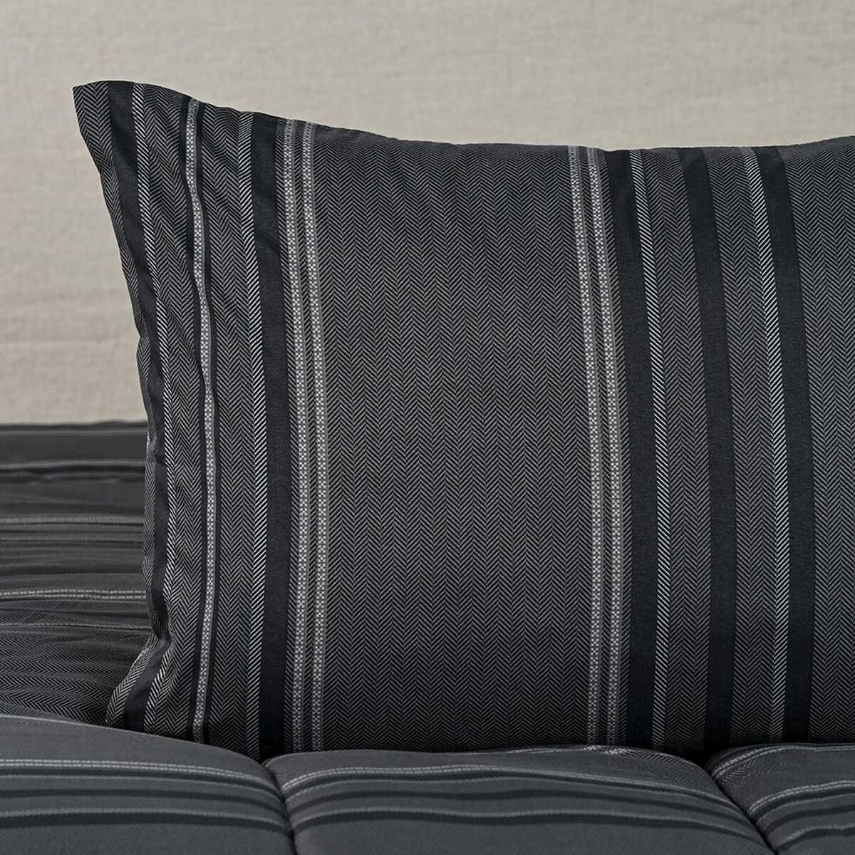 Plum&oacute;n American Family 1.5 Plazas Trami