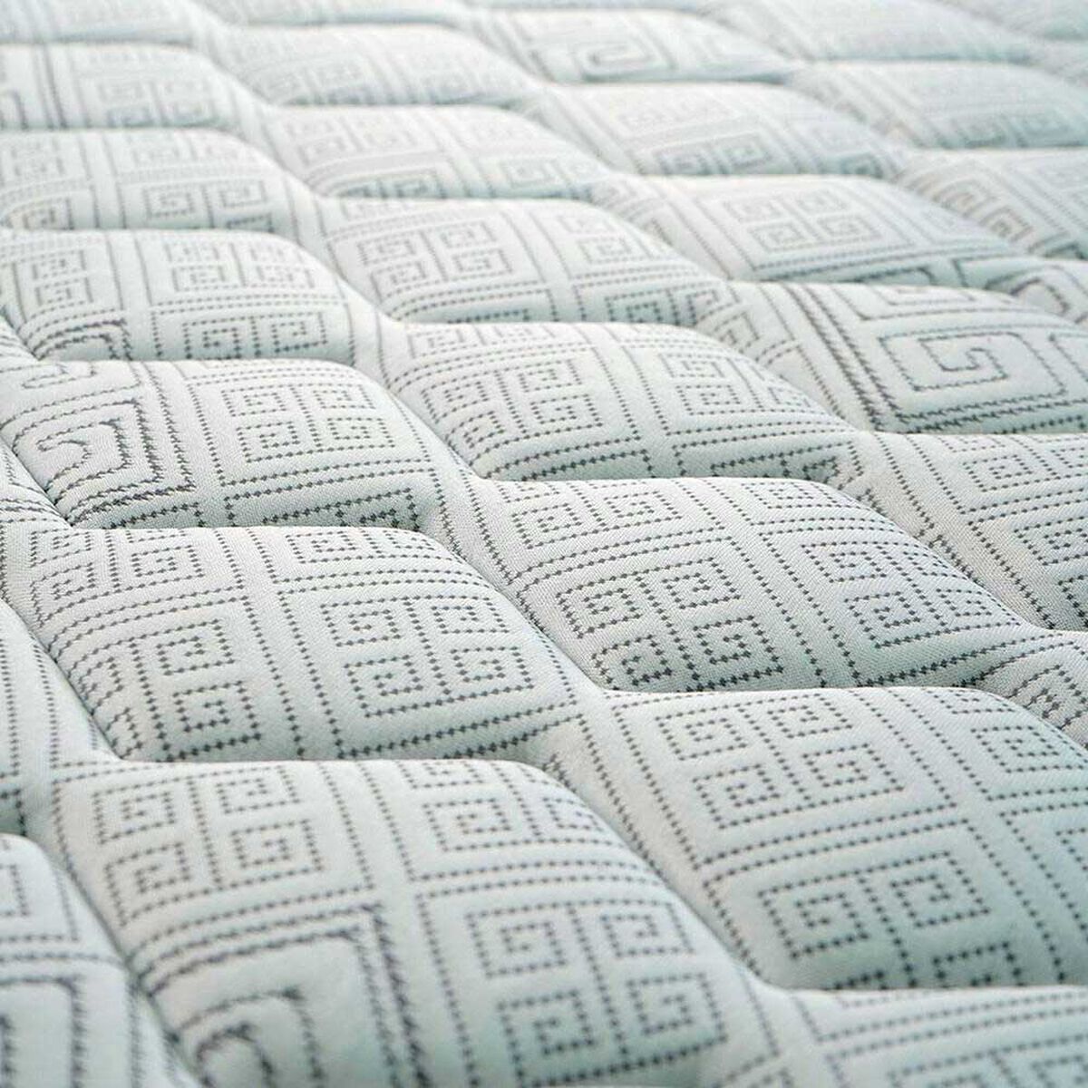 Cama Europea Celta 2 Plazas New Mega + Respaldo + 2 Veladores Pamplona