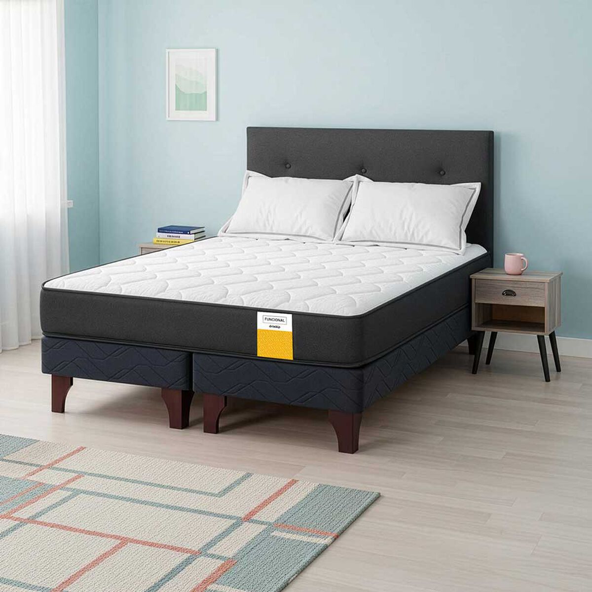 Cama Europea Drimkip 2 Plazas Funcional Base Dividida + Respaldo Royal + Velador Rock