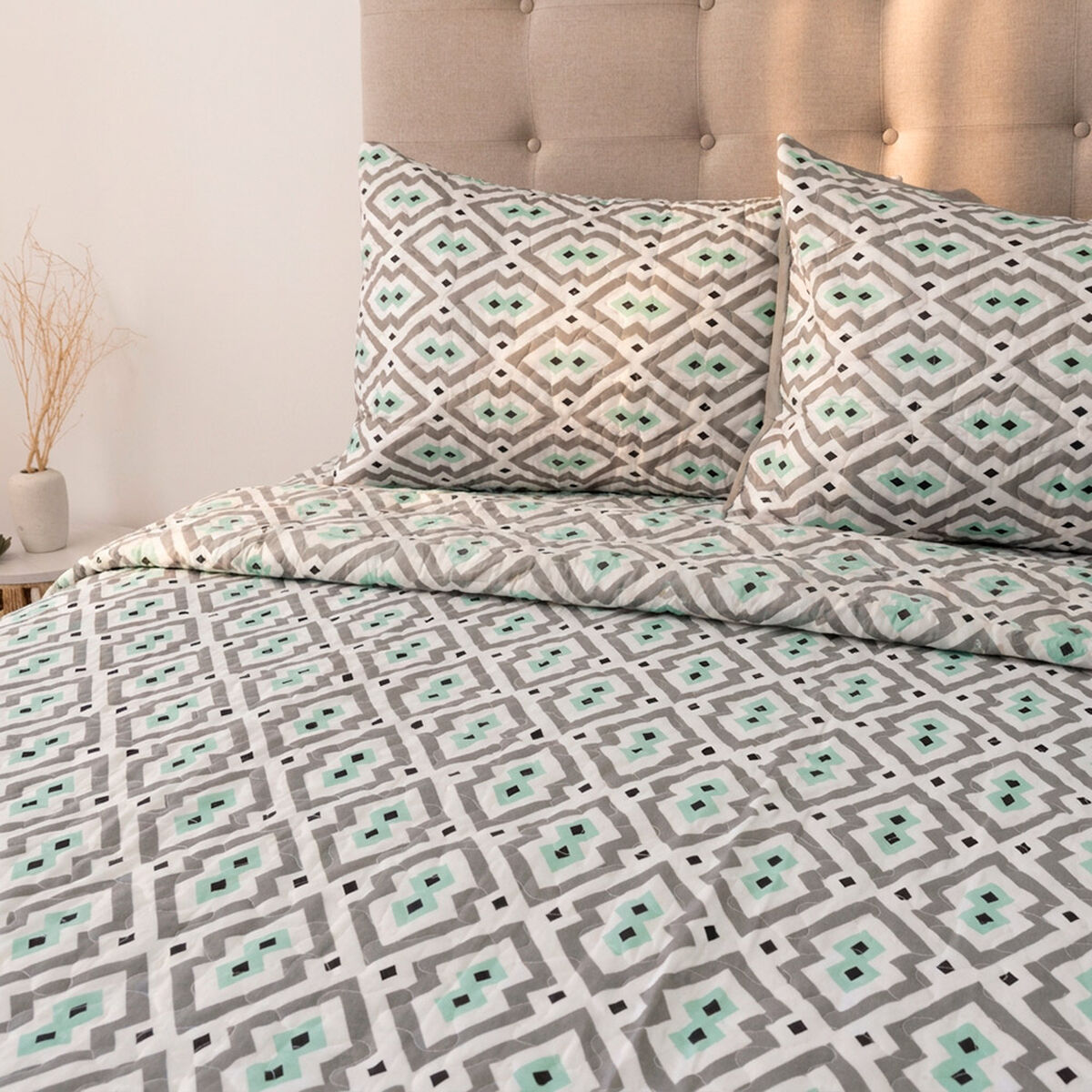 Quilt Doral 2 Plazas Stitchy Ornamental