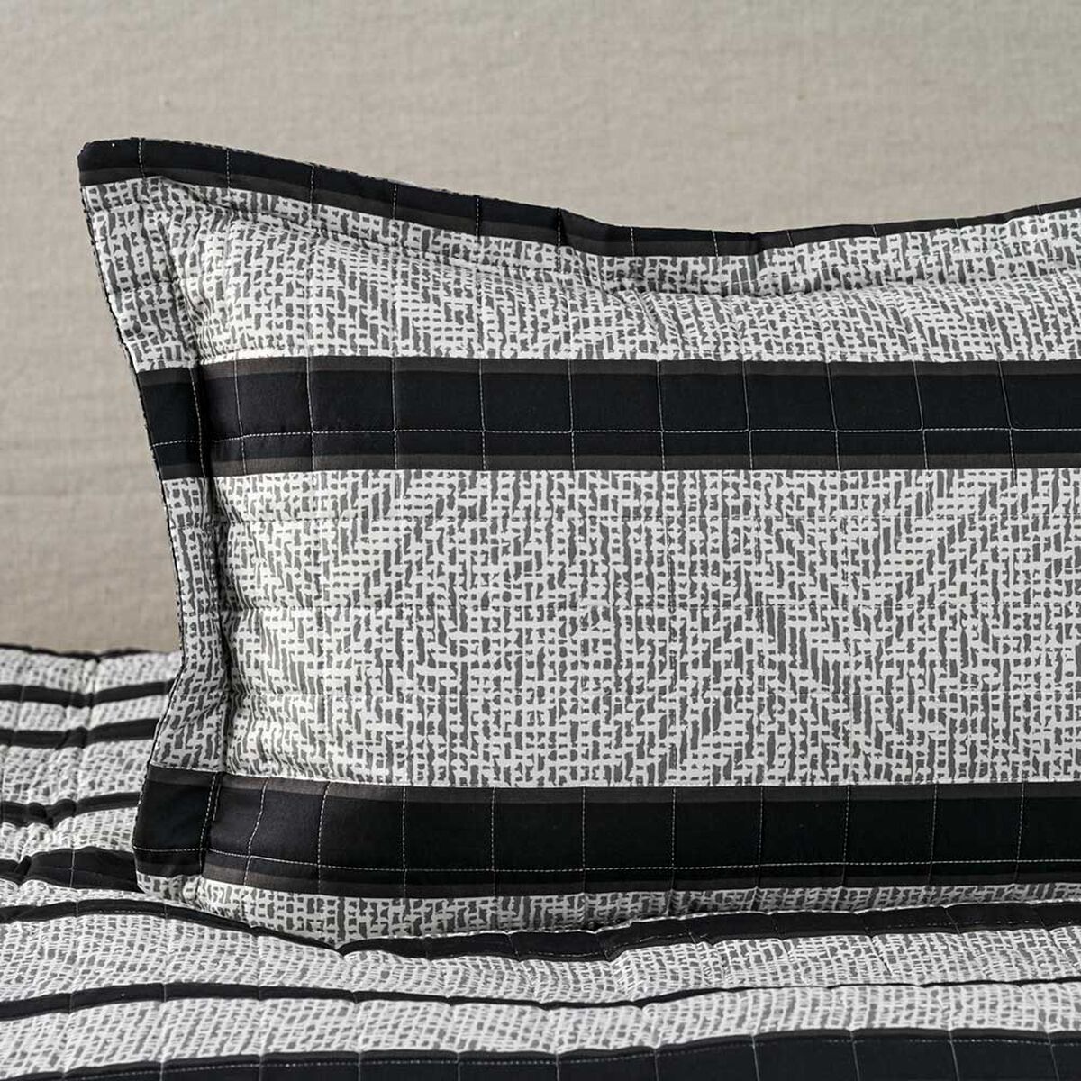 Quilt American Family 1.5 Plazas Zircon