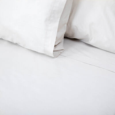 Juego de Sábanas Doral 144 Hilos 2 Plazas Color Vivo 144 Hilos  Blanco