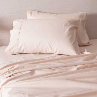 Imagen 1 del producto Juego de Sábanas SoHome 180 Hilos King Liso Rosado