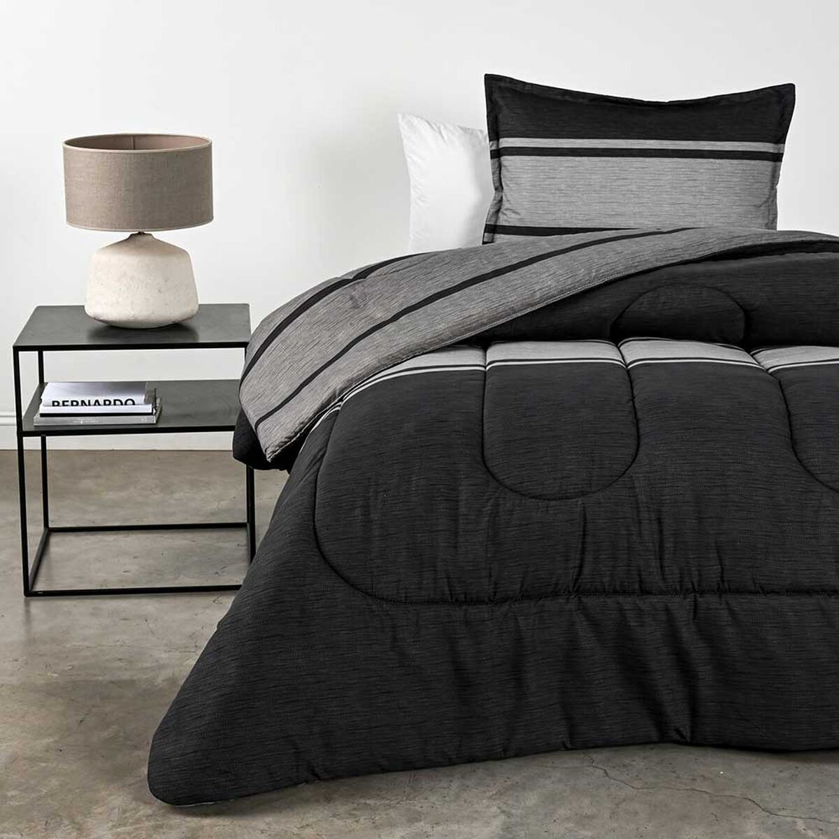 Plumón Cannon 1,5 Plazas Yarn Negro