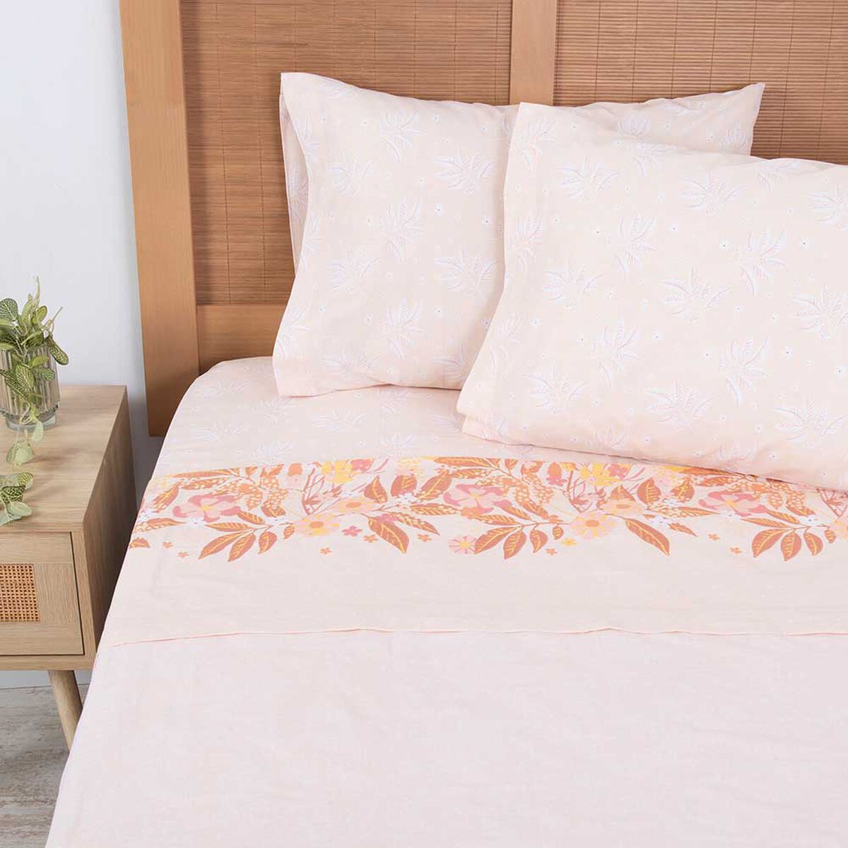 Juego de S&aacute;banas Estampado Mashini 144 Hilos King Caiman