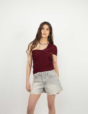 Imagen 1 del producto Polera One Shoulder Mujer Soviet Burdeo