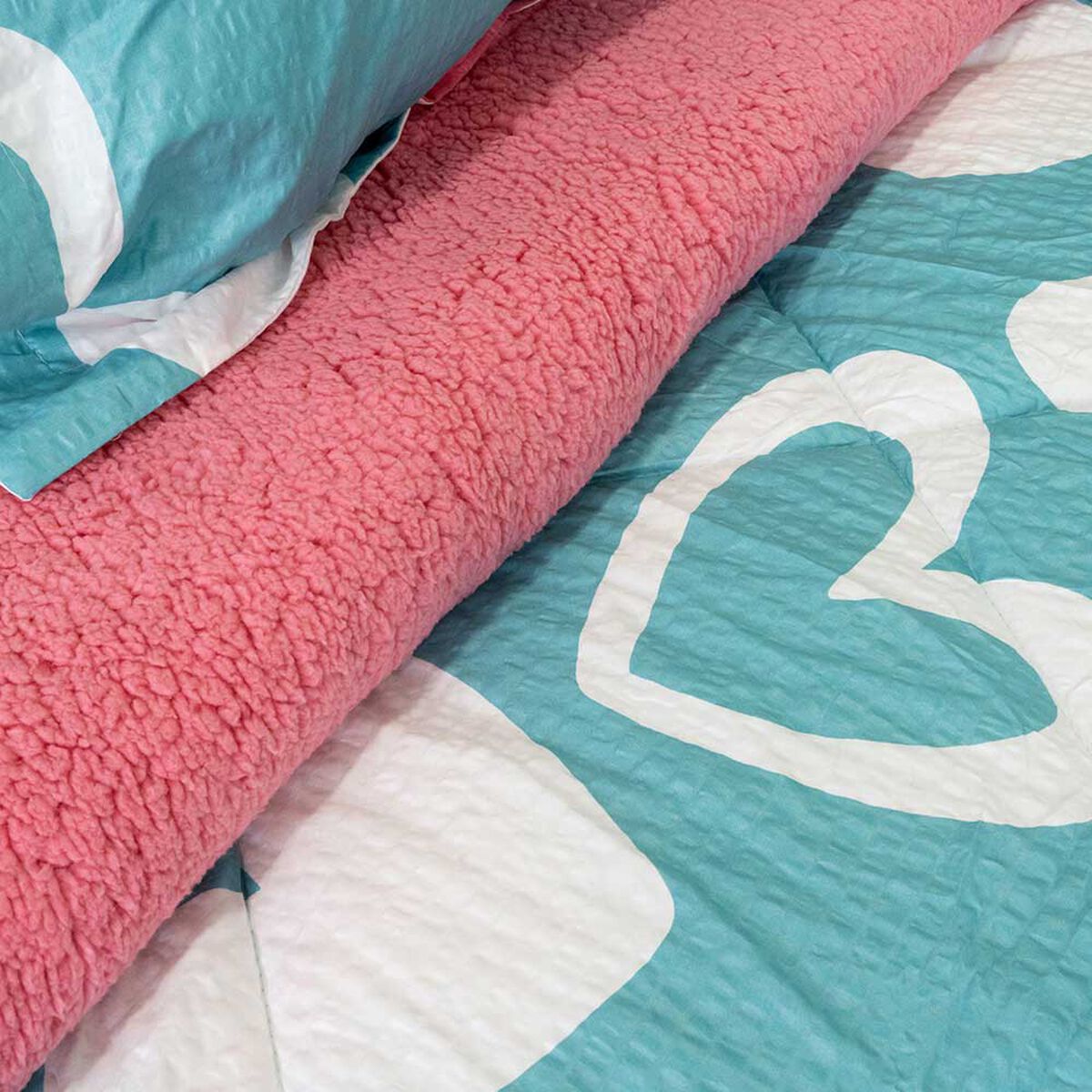 Plum&oacute;n Infantil Doral 1.5 Plazas Senses Estampado Corazon Nebula