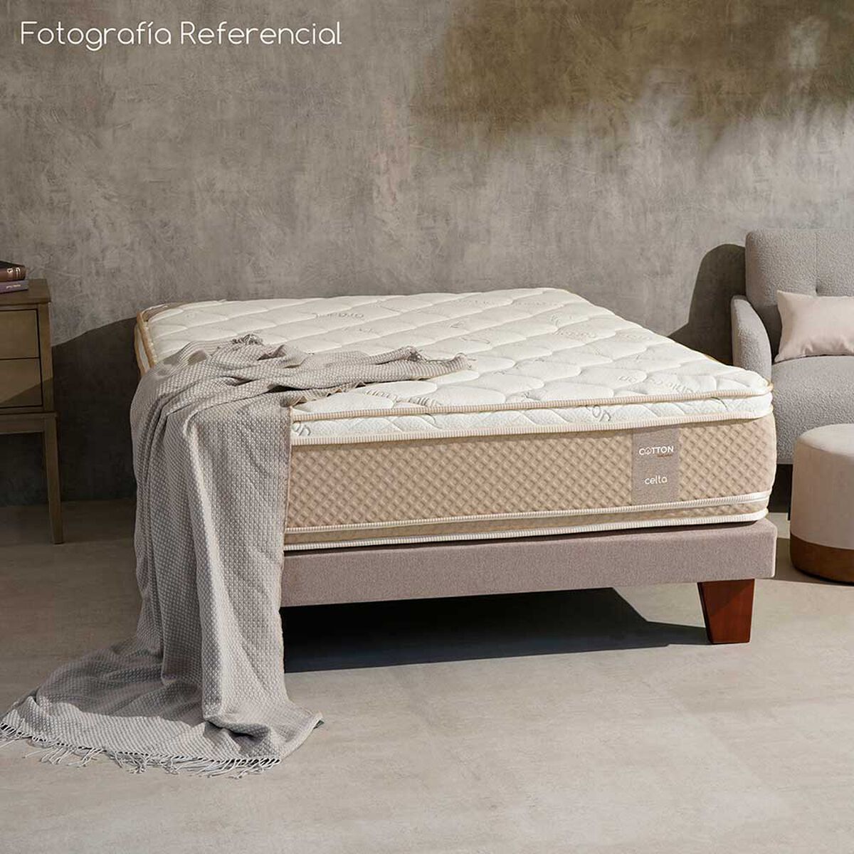 Cama Europea Celta Base Dividida 2 Plazas Cotton Organic + Respaldo + 2 Veladores