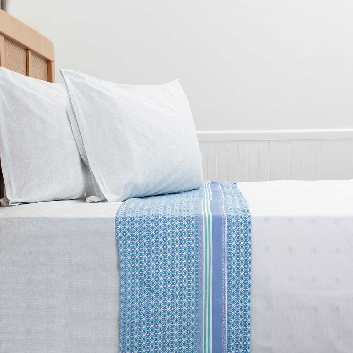 Juego de Sábanas Mashini 180 Hilos 2 Plazas Estampado Multicolor