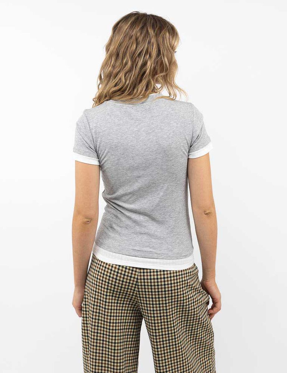 Polera Lisa Manga Corta Mujer Icono