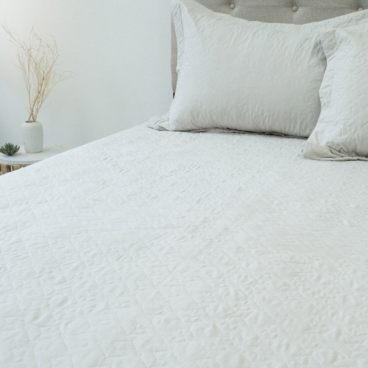 Quilt Doral 3 Plazas Lumi Velvety Beige