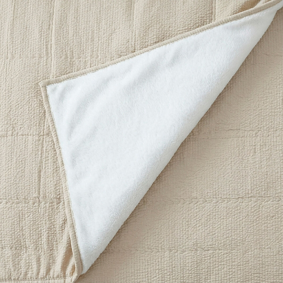 Quilt Valencia Dobby 2 Plazas Liso Beige