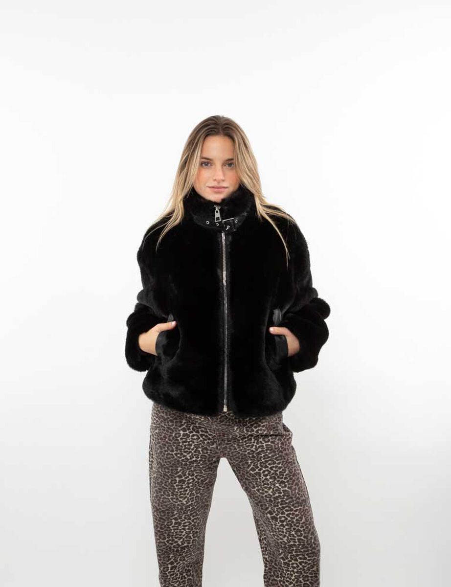 Chaqueta Peluda Mujer Icono