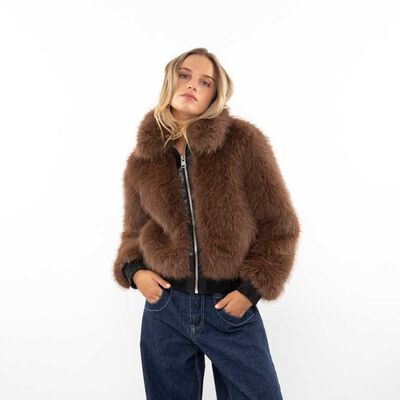 Chaqueta Crop Peluda Mujer Icono