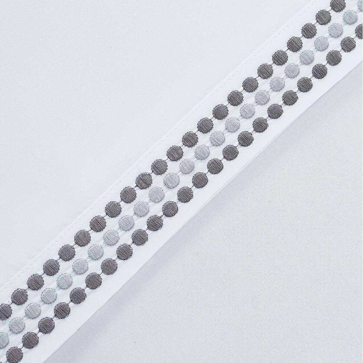 Juego de S&aacute;banas Illusions King Bordada Blanco