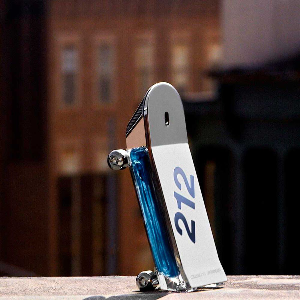 Perfume Carolina Herrera 212 Heroes  Man EDT 50 ml