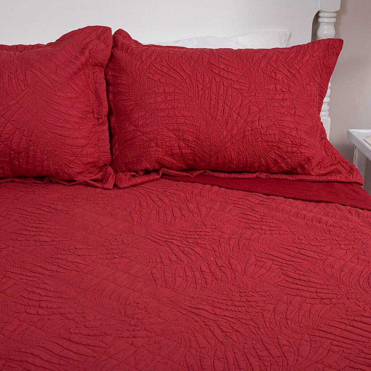 Quilt Doral 2 Plazas Burdeo Bubbly