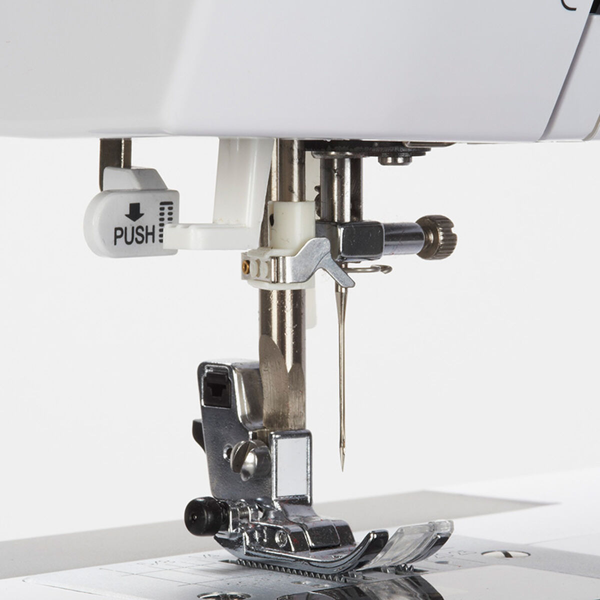 Máquina de Coser Bernette London 8