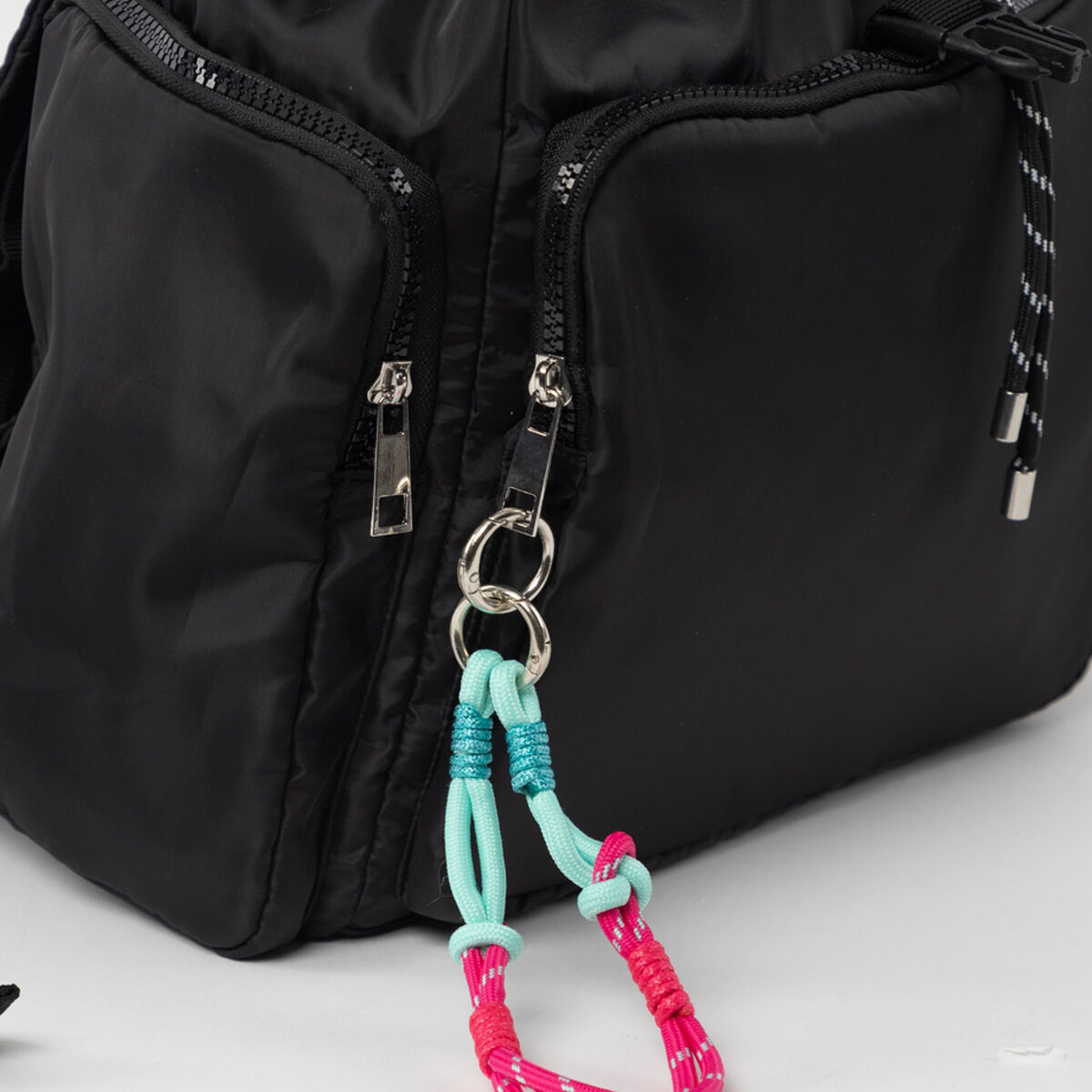 Mochila Backpack Negro Icono