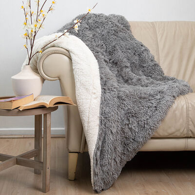 Manta Plush Sherpi Deluxe 127X152 Gris