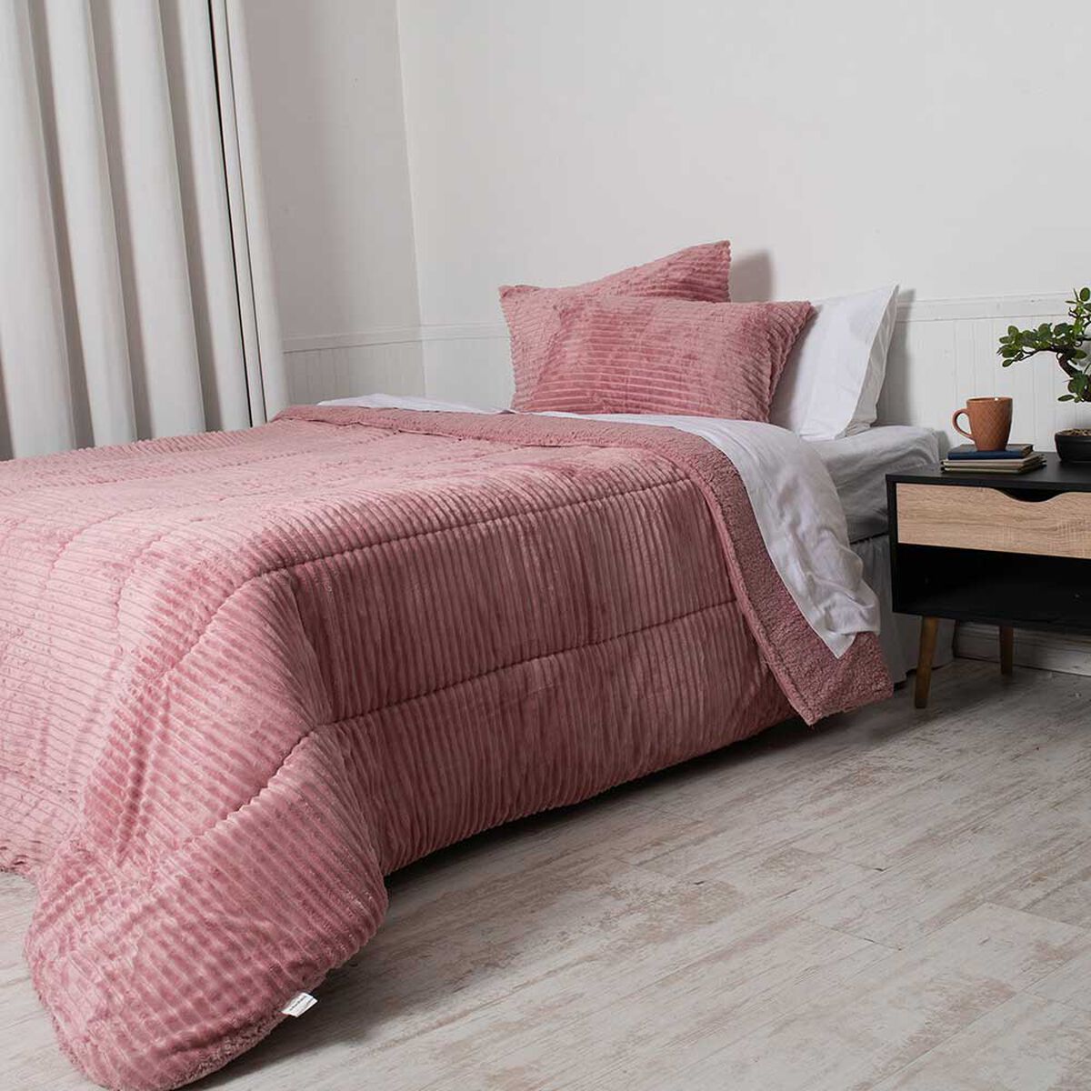 Plumón Liso Mashini 1,5 Plazas Corduroy Coral Sherpa Rosado