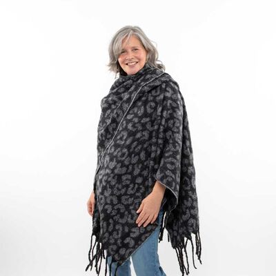 Ruana Animal Print Mujer Bside