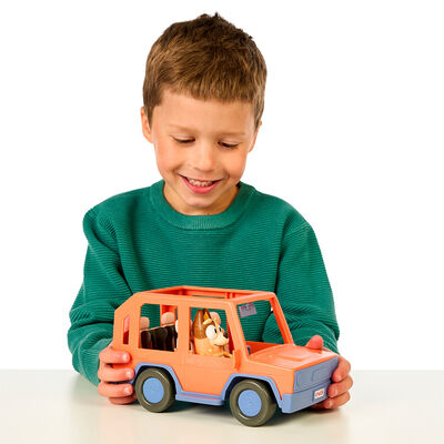 Imagen 2 del producto Vehículo Familiar y Mamá Chilli Bluey