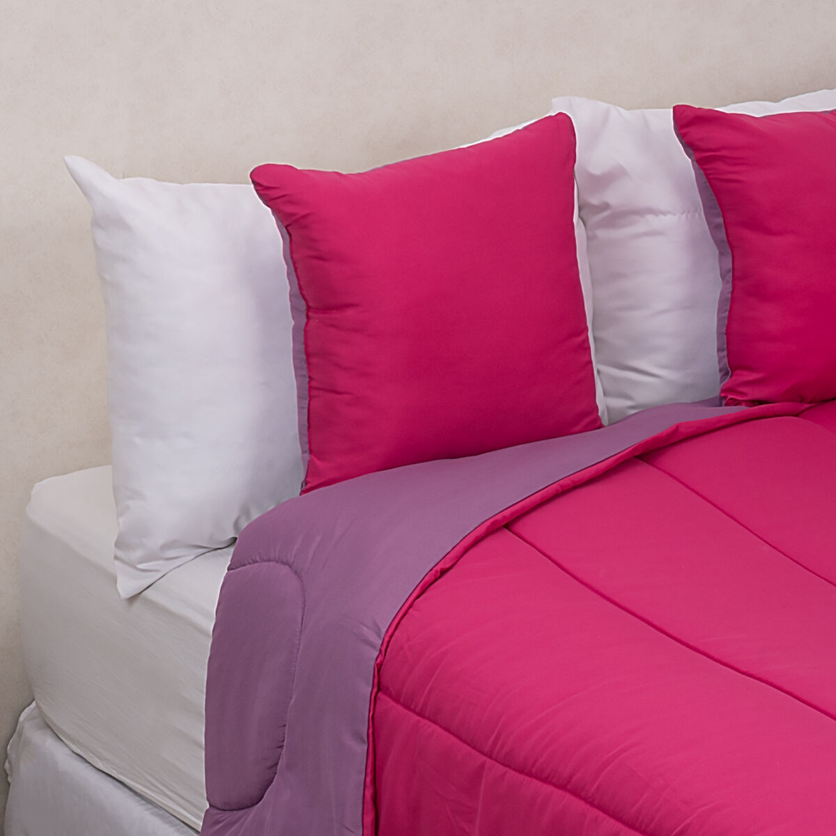 Set Plumón Bicolor + 2 Cojines Casanova 2 Plazas Fucsia-Mora