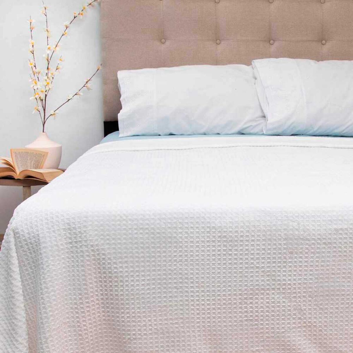 Frazada Poli&eacute;ster Doral 2 Plazas Deluxe Blanco