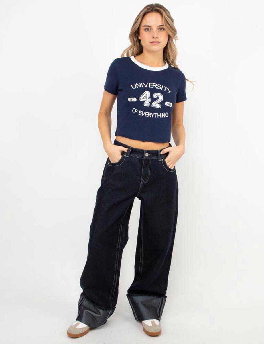 Polera Crop Con Estampado Mujer Icono