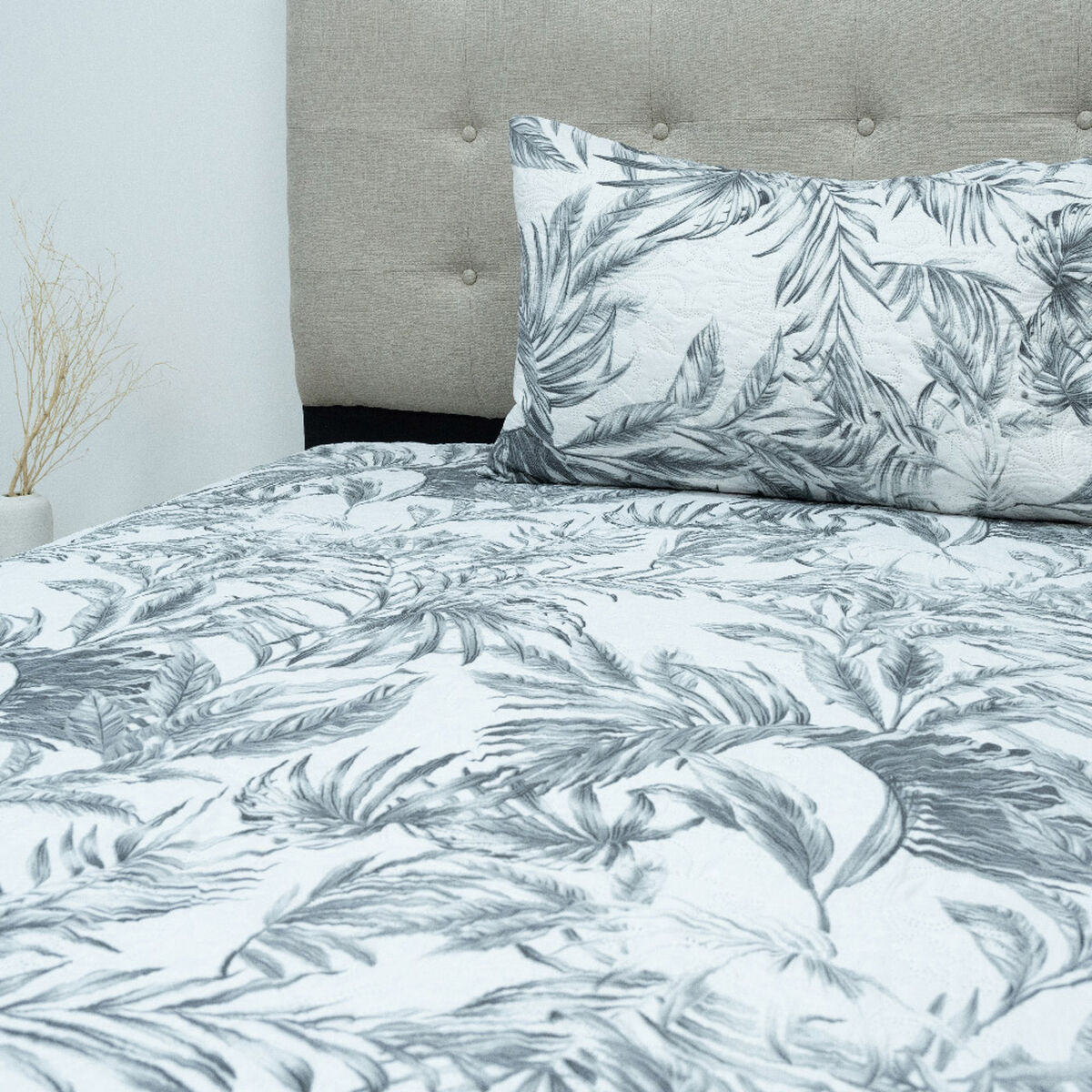 Quilt Doral Hotpress Estampado 1,5 Plazas Bot&aacute;nico