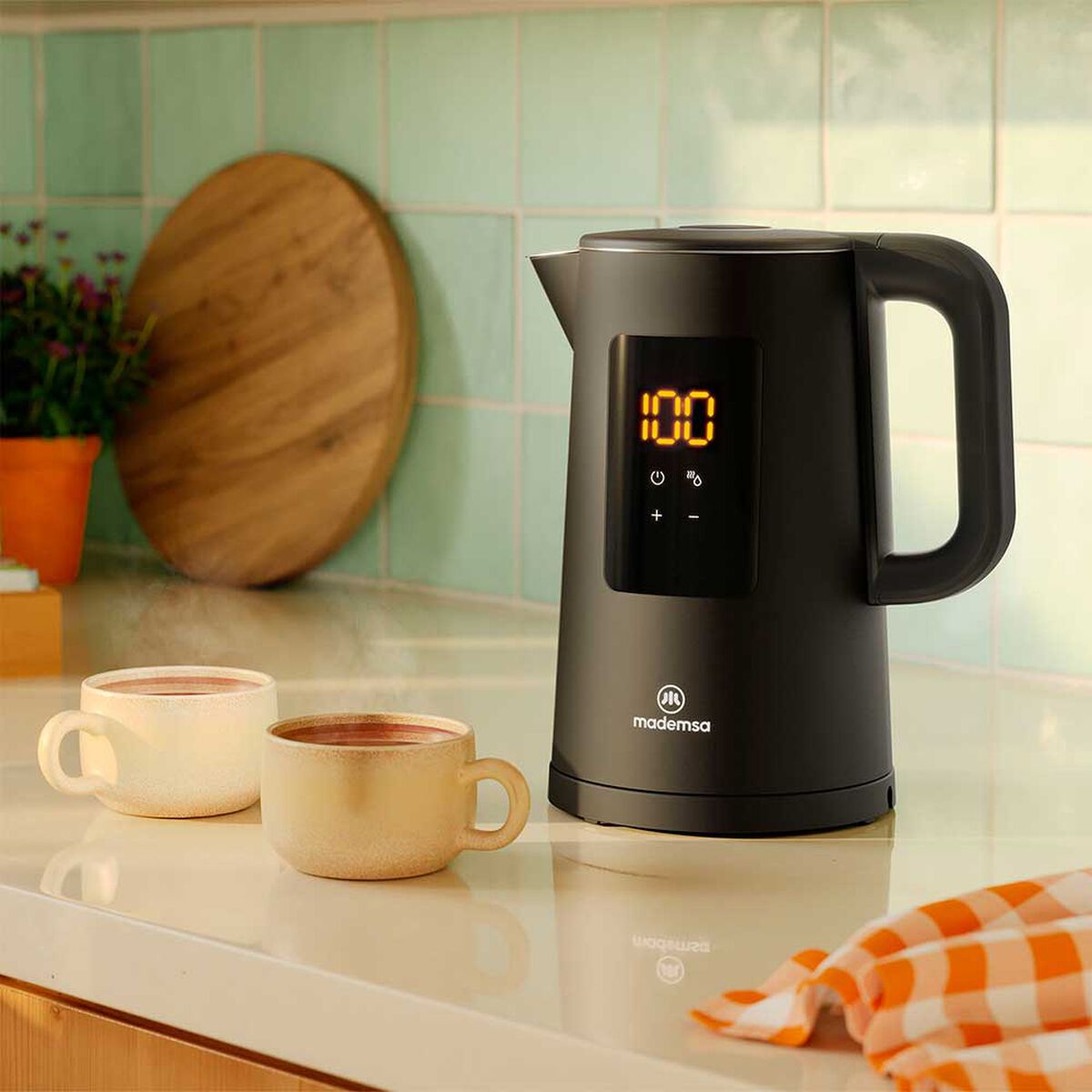 Hervidor El&eacute;ctrico Mademsa MEK60 1,7 L