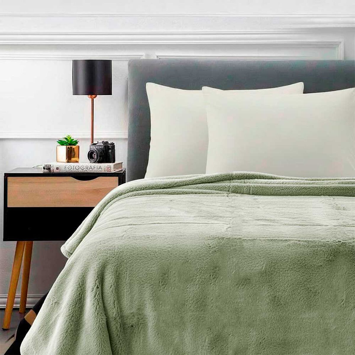 Manta Rabbit Sherpa Zibel