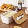 Set Mantequillero Cerámica Tapa Bamboo + Cuchillo 600 ml Simplit Blanco