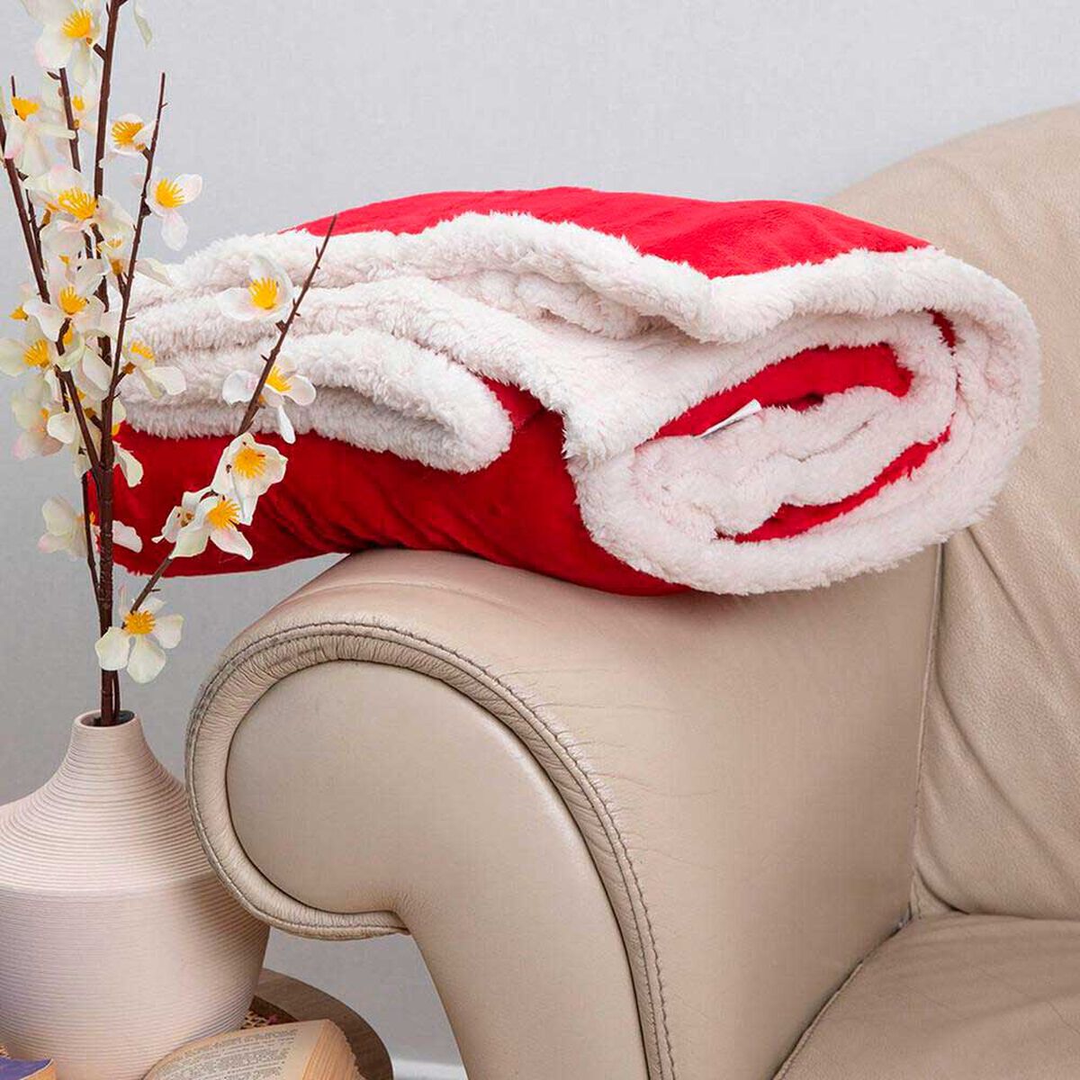 Manta de Poli&eacute;ster Doral 127 x 152 cm Fluffy Rojo