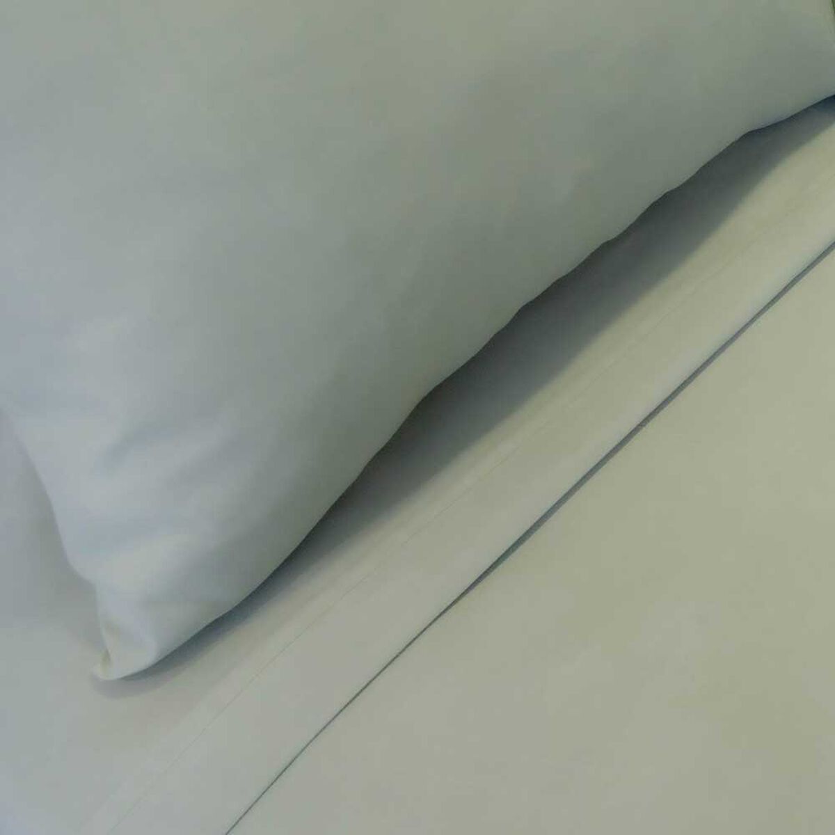 Juego de S&aacute;banas Doral 2 Plazas Lisas 210 Hilos Verde