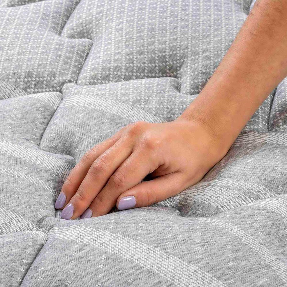 Cama Nido Flex 1,5 Plazas Therapedic Plus + Respaldo Royal + Velador Rock