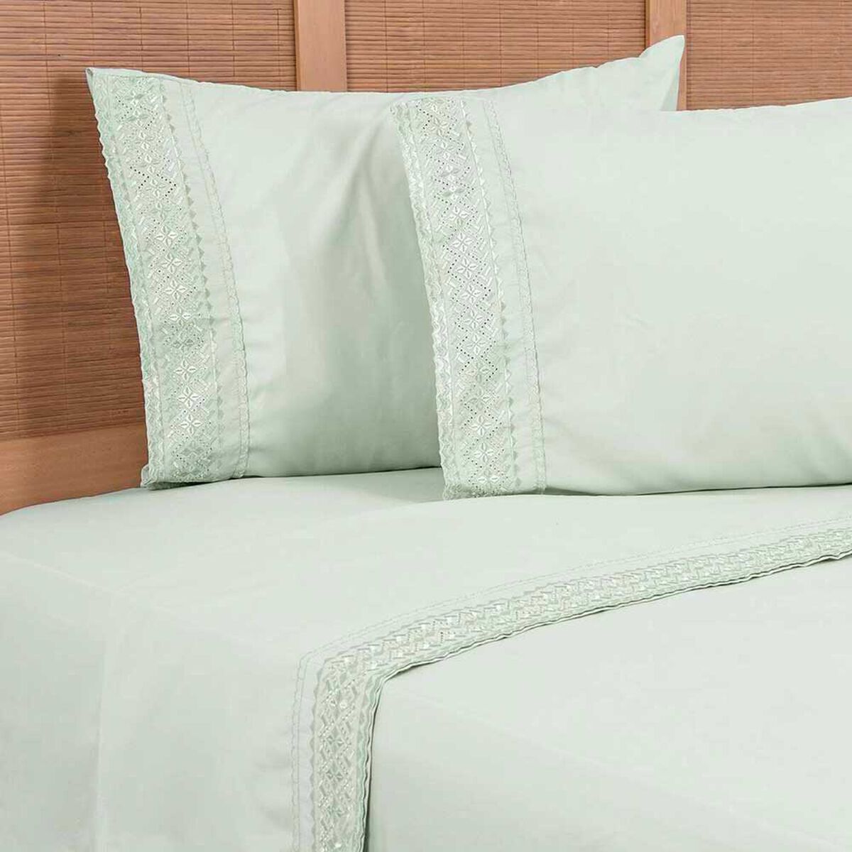 Juego de S&aacute;banas Bordadas Plumetti King Verde