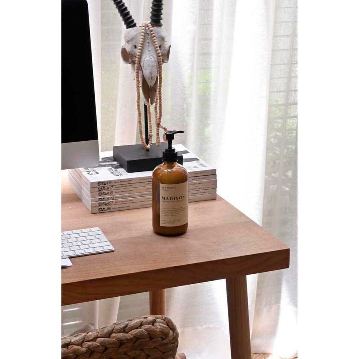Crema Humectante 500 Ml Black Cedar &Aacute;mbar Madison