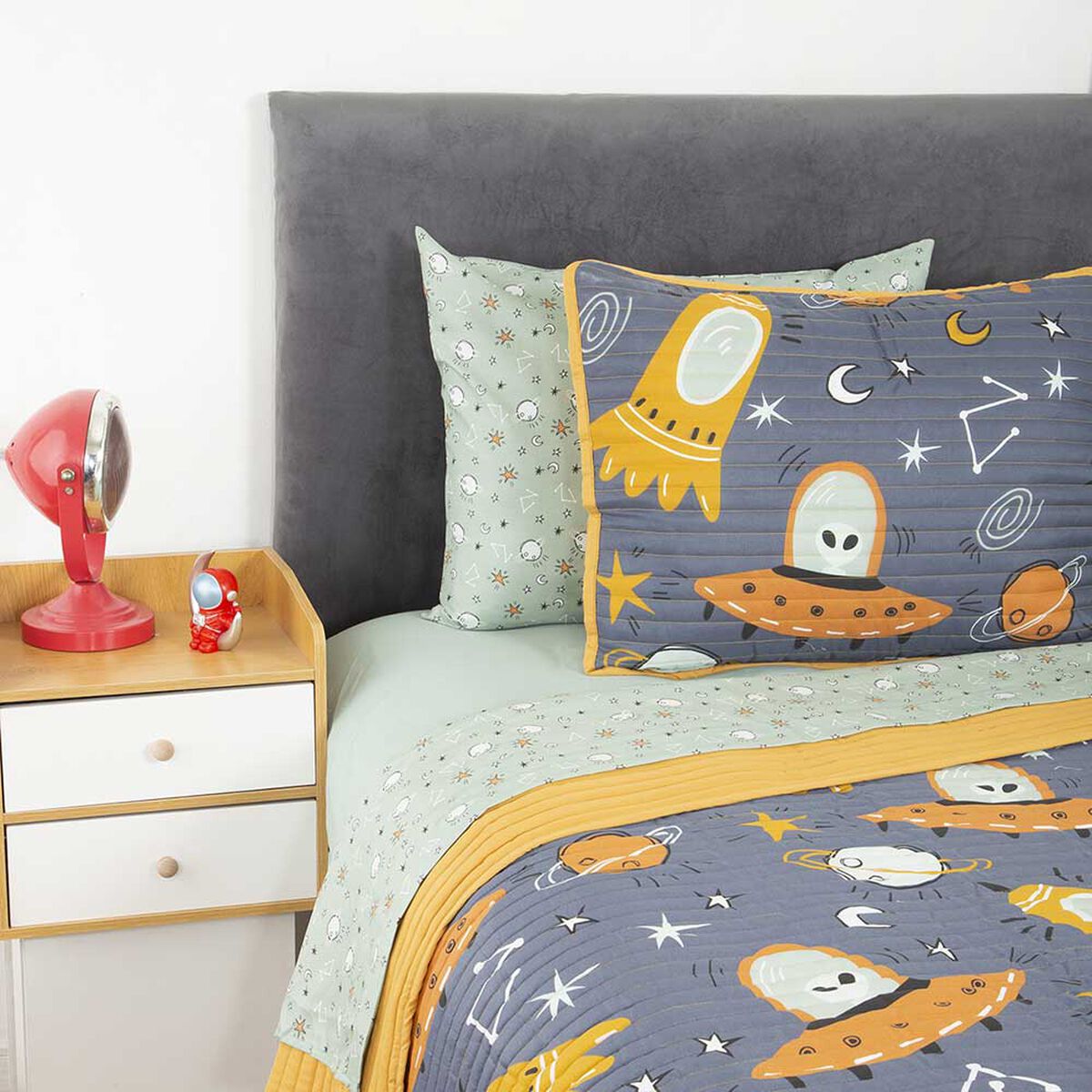 Set Quilt + Juego de S&aacute;banas Casanova Kids 1.5 Plazas