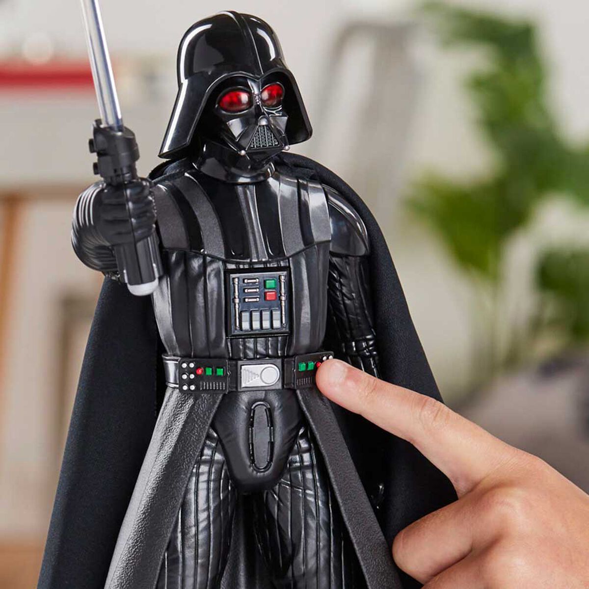 Figura de Acción Star Wars Galactic Action Darth Vader