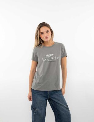 Imagen 1 del producto Polera Con Estampado Manga Corta Mujer Icono Gris