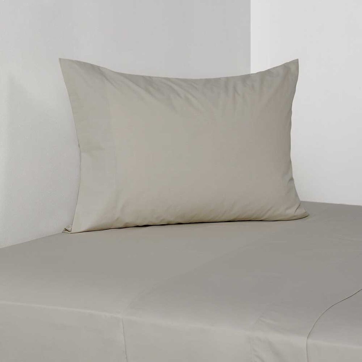 Juego de Sábanas Elements & Co 200 Hilos 1,5 Plazas Liso Beige