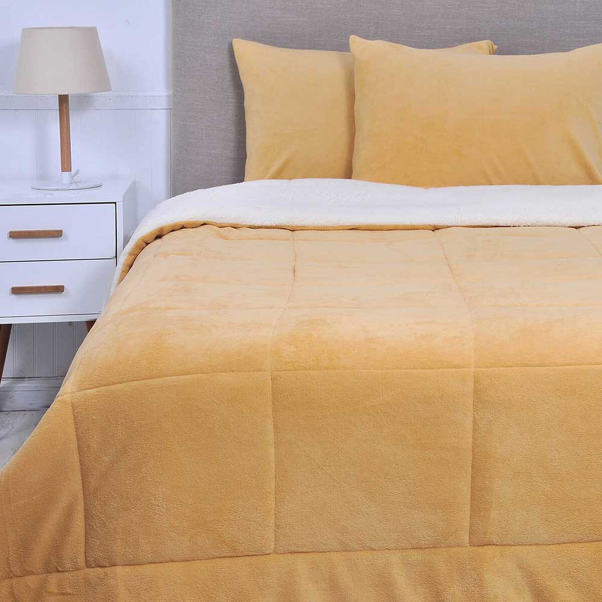Plumón Coral Mashini 2 Plazas Liso Amarillo