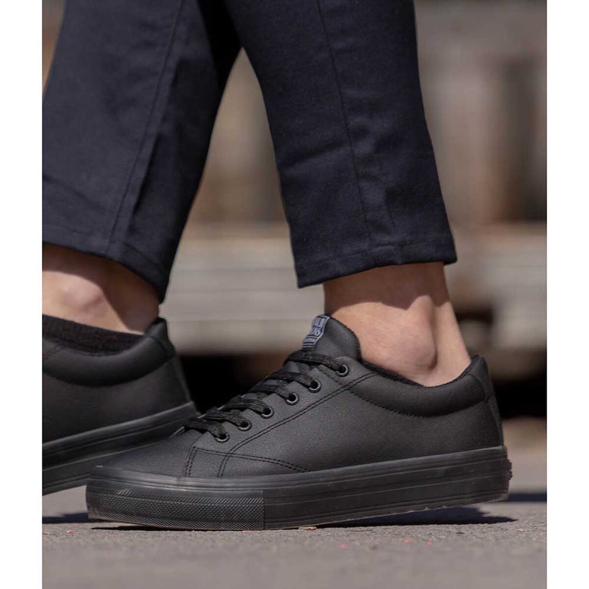 Zapatilla Escolar Mujer Maui & Sons