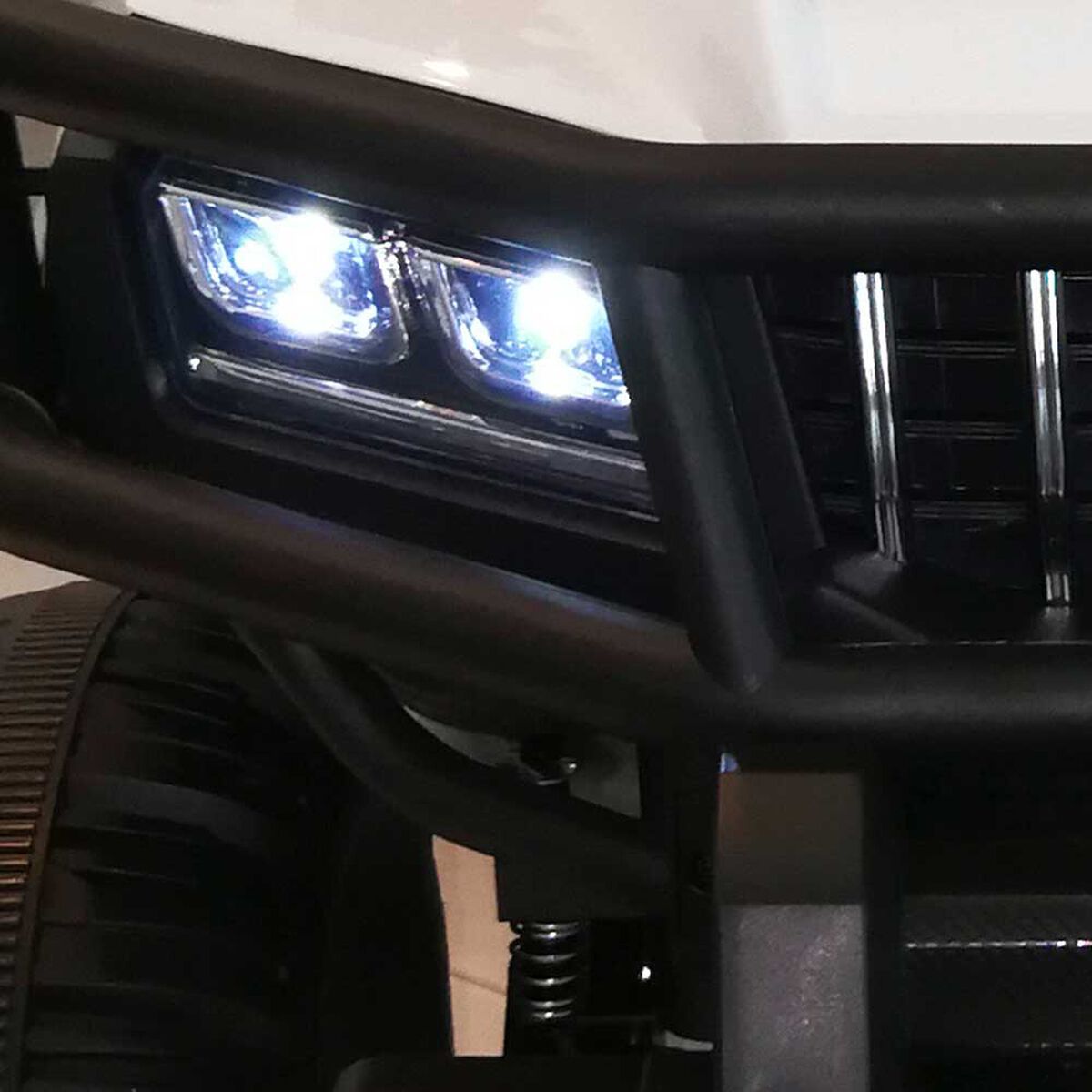 Auto a Batería Blanco Bebesit